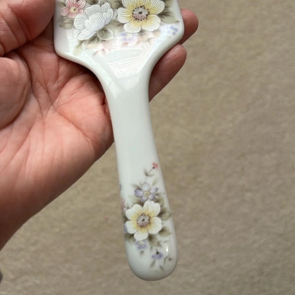 Noble Excellence Porcelain Floral Cake Server